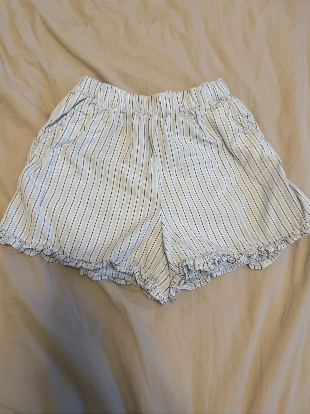 H&M White Shorts with Navy Pinstripes and Ruffle Hem